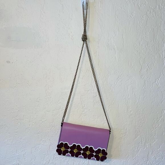 NWT Kate Spade Sylvia Graphic clover appliqué chain wallet - Picture 2 of 8